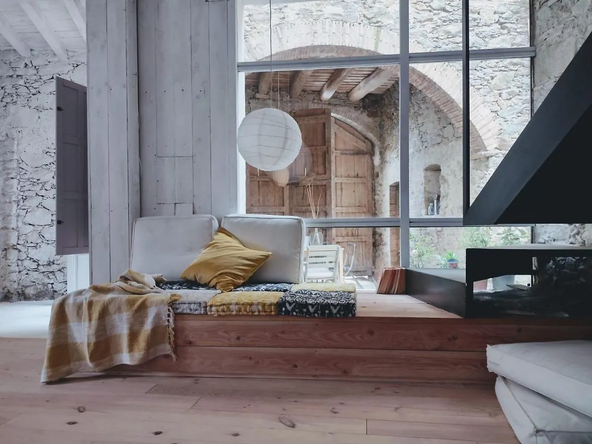 Can Tando Restored Catalan Old Barn To Enjoy Peaceful Rural Simplicity Sant Jordi Desvalls 0*,  Spain
