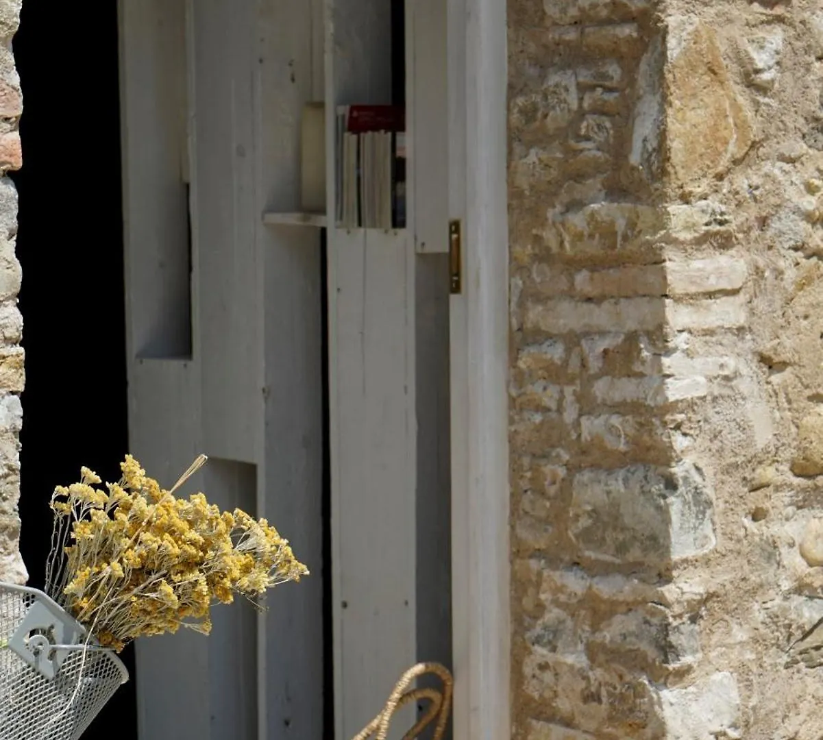 Can Tando Restored Catalan Old Barn To Enjoy Peaceful Rural Simplicity Sant Jordi Desvalls Spain