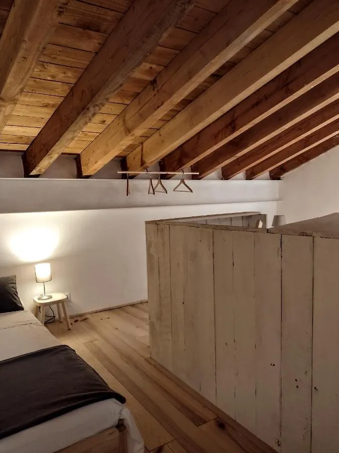 Landhaus Can Tando Restored Catalan Old Barn To Enjoy Peaceful Rural Simplicity Sant Jordi Desvalls